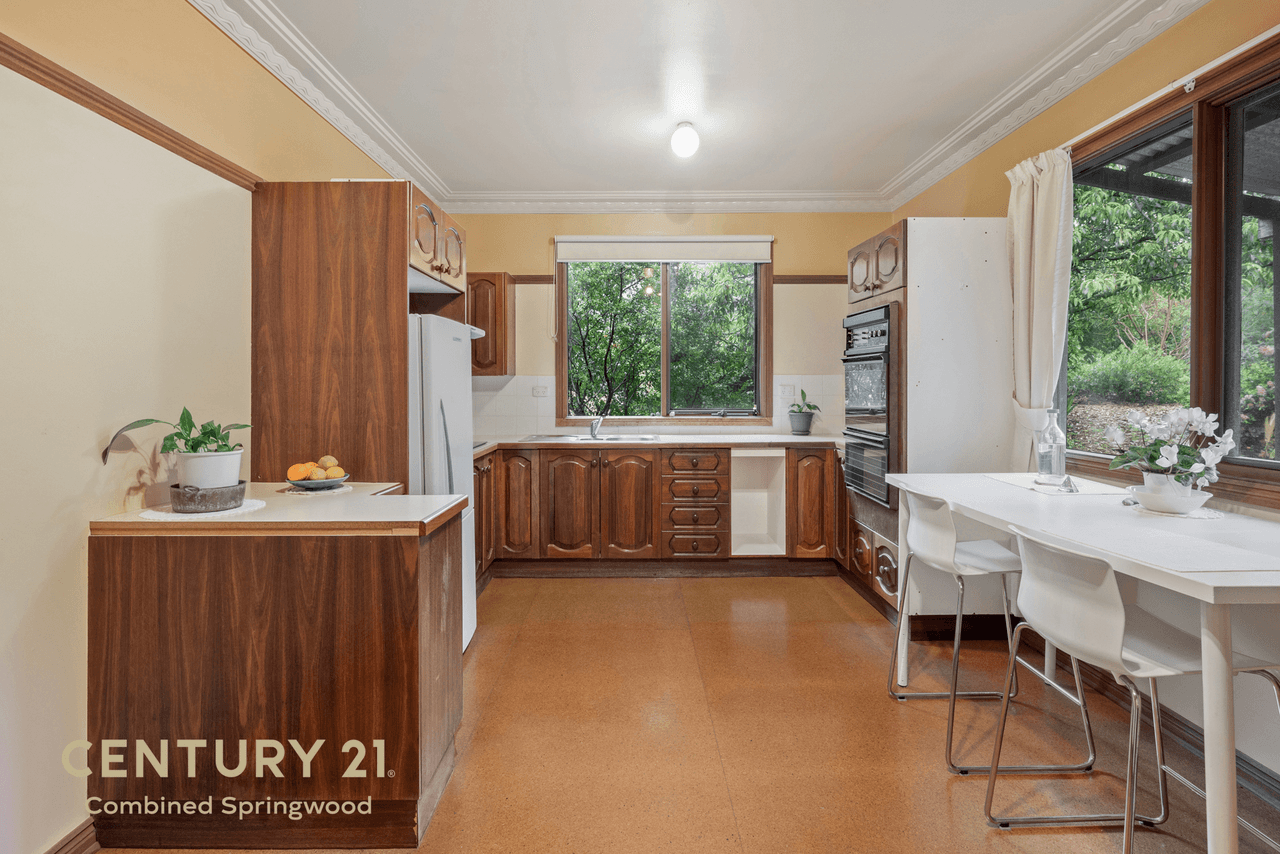 104 Railway Parade, Hazelbrook, NSW 2779