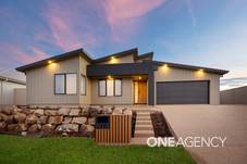 12 LAWRENCE AVENUE, GOBBAGOMBALIN, NSW 2650