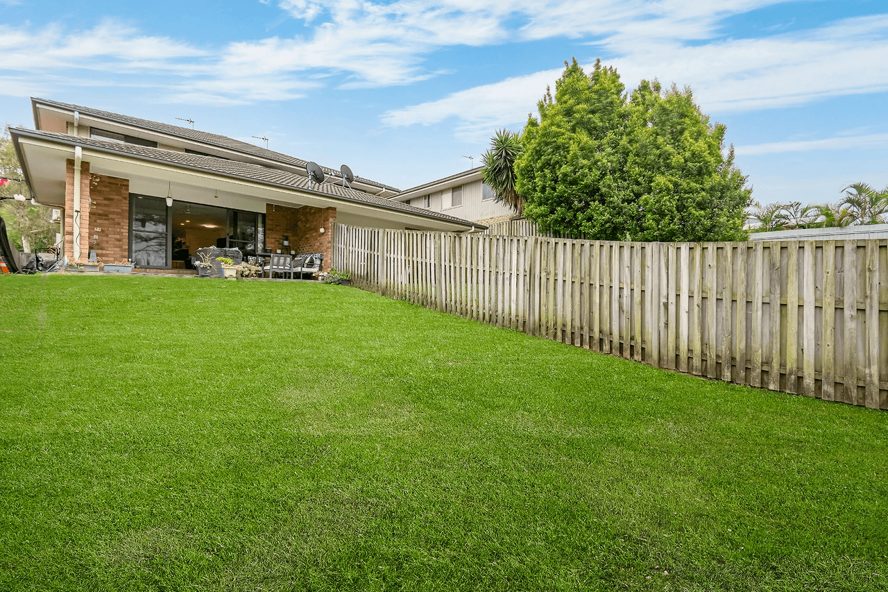 2/14 Pecan Drive, UPPER COOMERA, QLD 4209