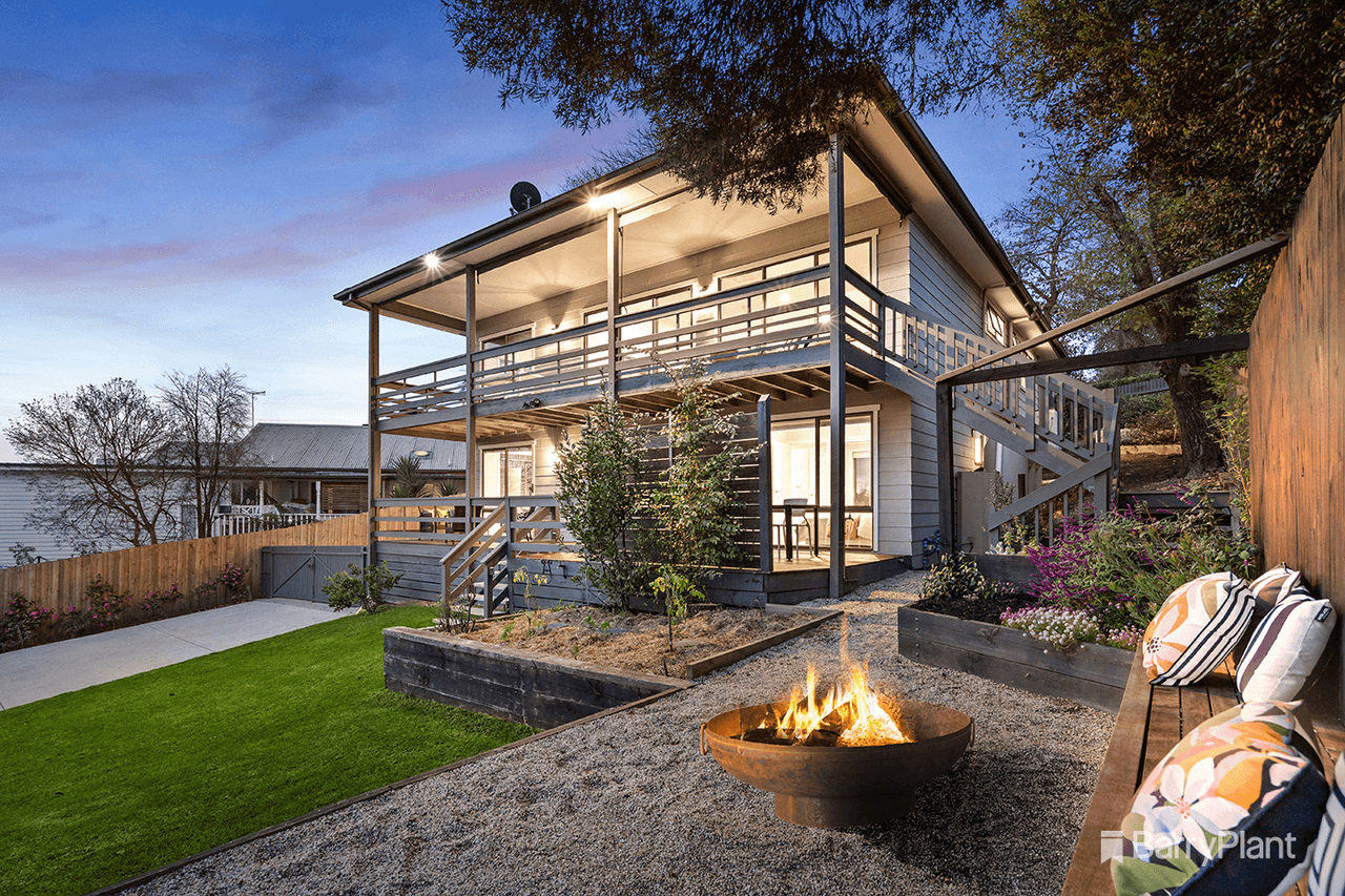 16 Deschamps Avenue, Lilydale, VIC 3140