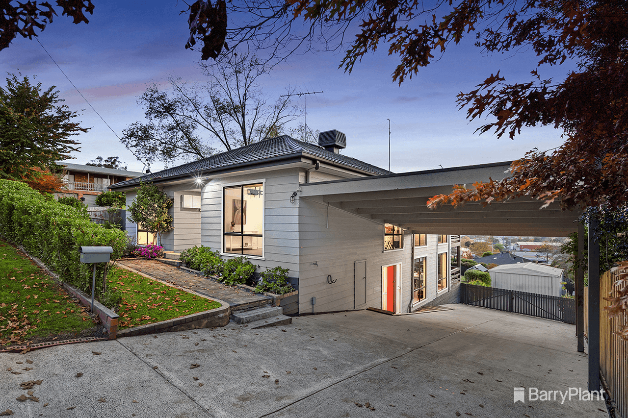 16 Deschamps Avenue, Lilydale, VIC 3140