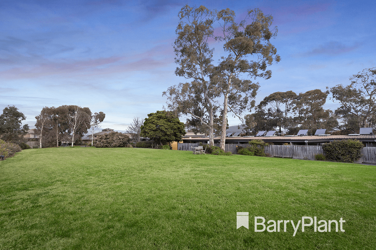 2 White Close, Lilydale, VIC 3140