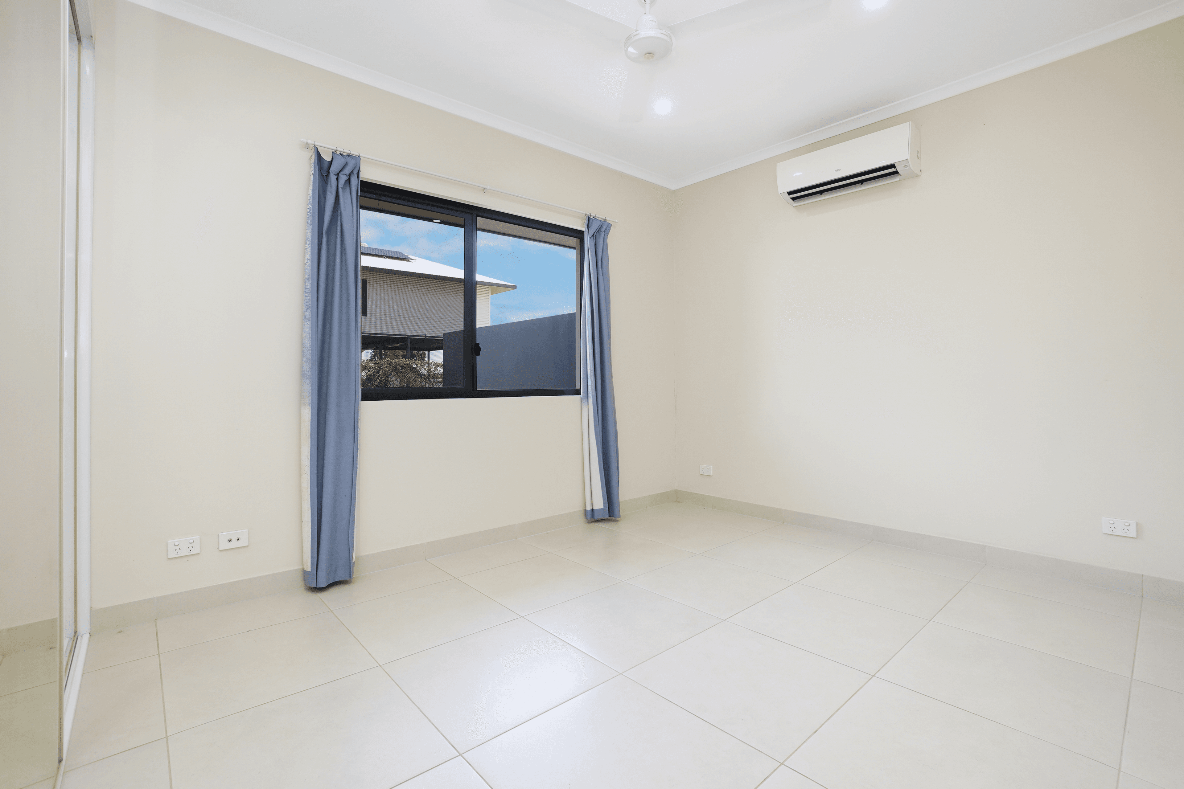 1/22 Henschke Street, Bellamack, NT 0832