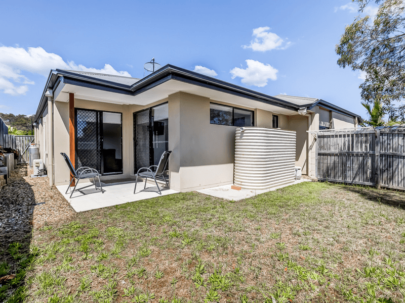 2/59 Hawkesbury Avenue, Pacific Pines, QLD 4211