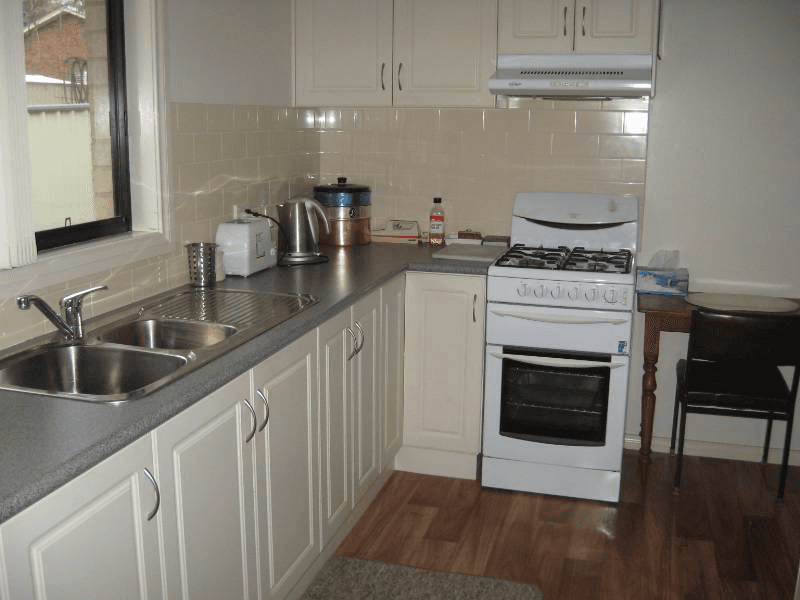 2/131 William Street, YOUNG, NSW 2594
