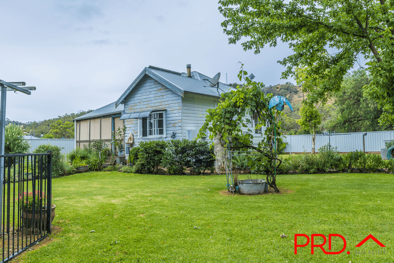 2 Duncan Street, WOOLOMIN, NSW 2340