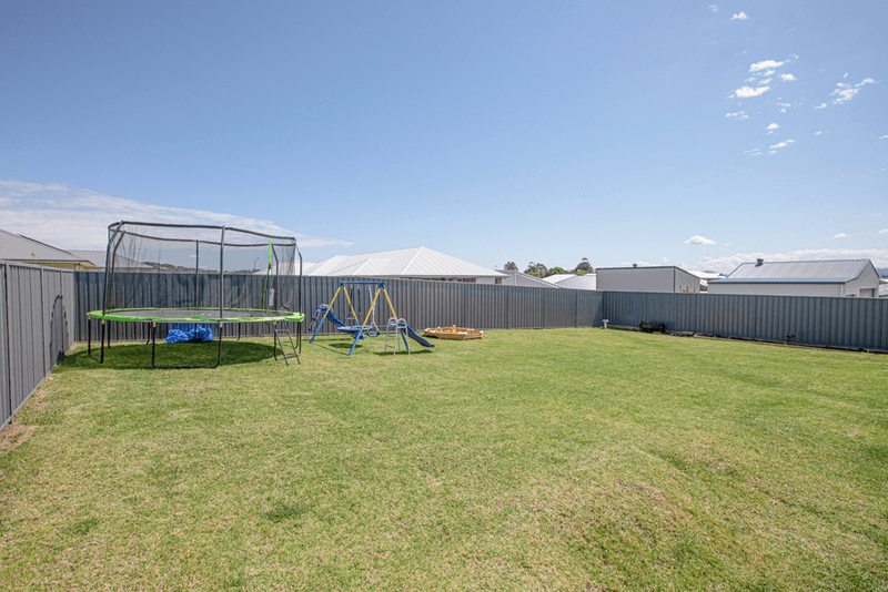 10 Marika Street, LOCHINVAR, NSW 2321