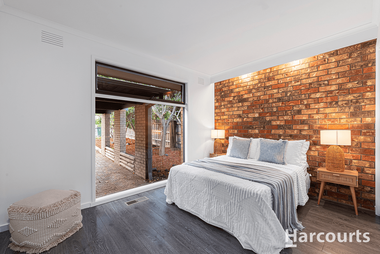 8 Minchinbury Drive, VERMONT SOUTH, VIC 3133