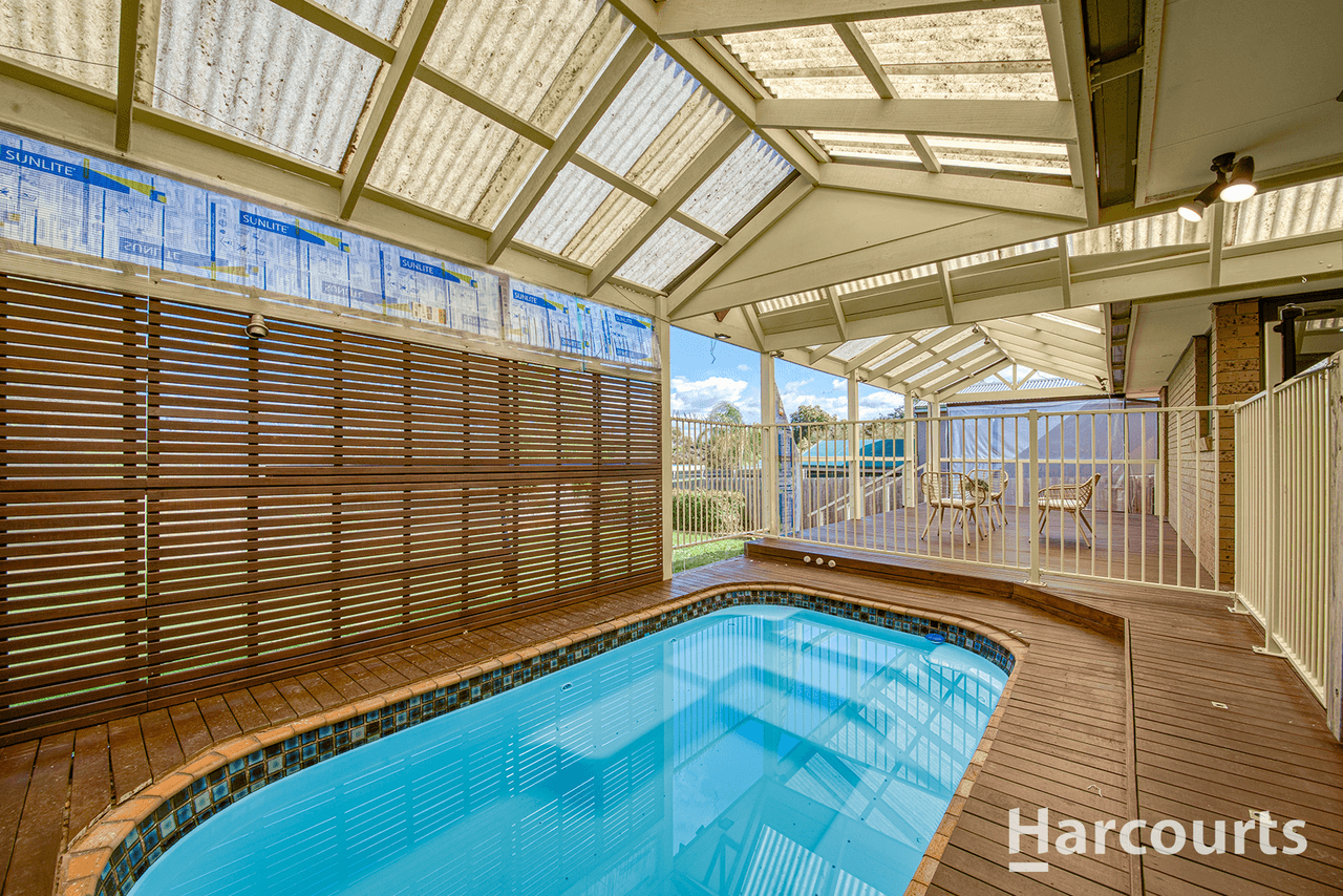 8 Minchinbury Drive, VERMONT SOUTH, VIC 3133