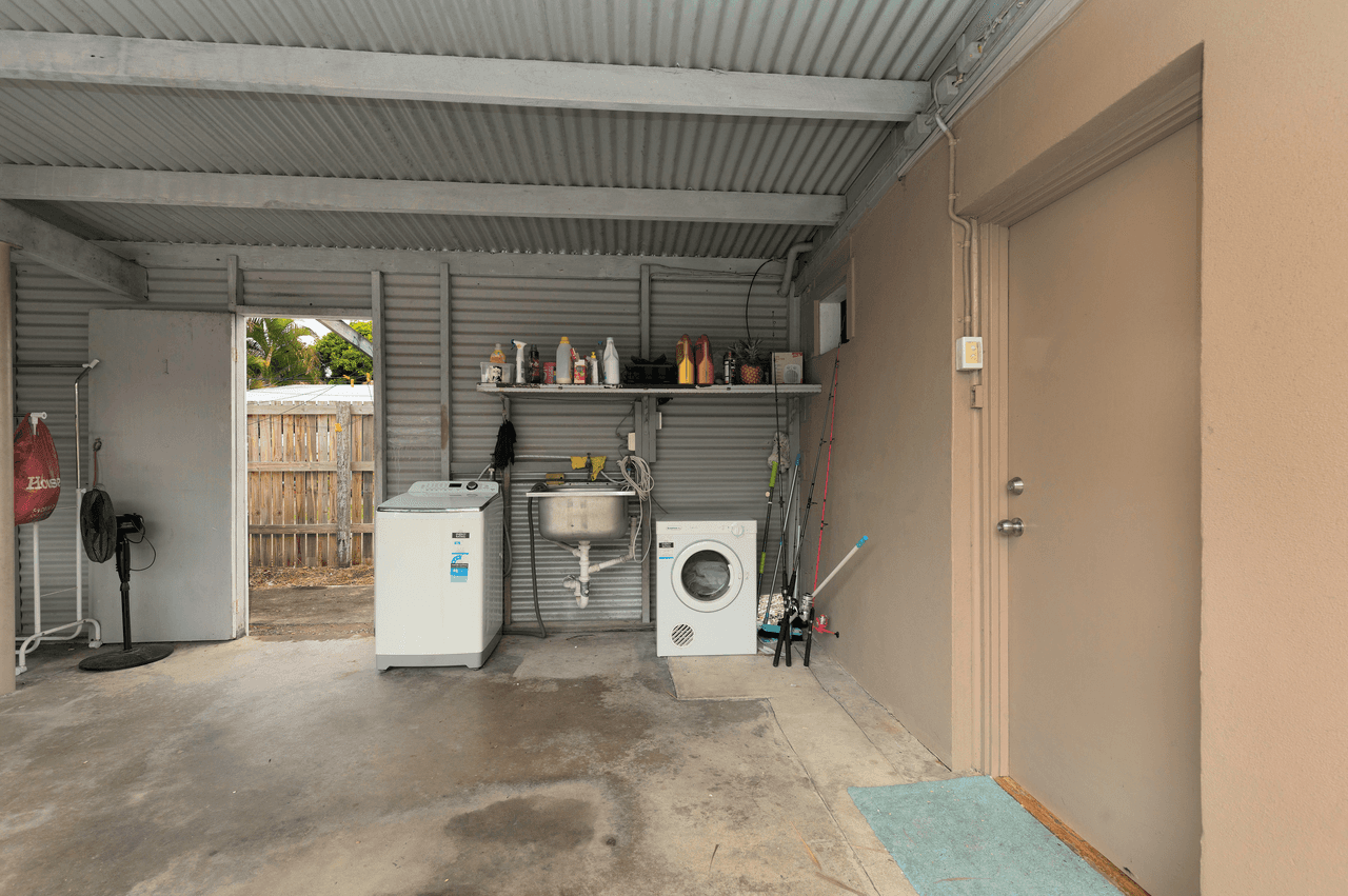 5 Holland Street, WEST MACKAY, QLD 4740