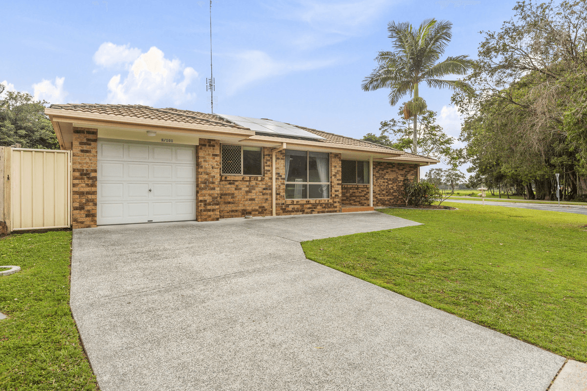 2/101 Lochlomond Drive, Banora Point, NSW 2486