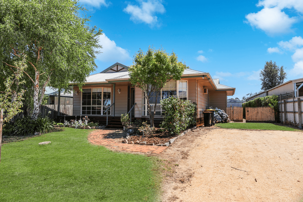 7 Mountainview Drive, Stratford, VIC 3862