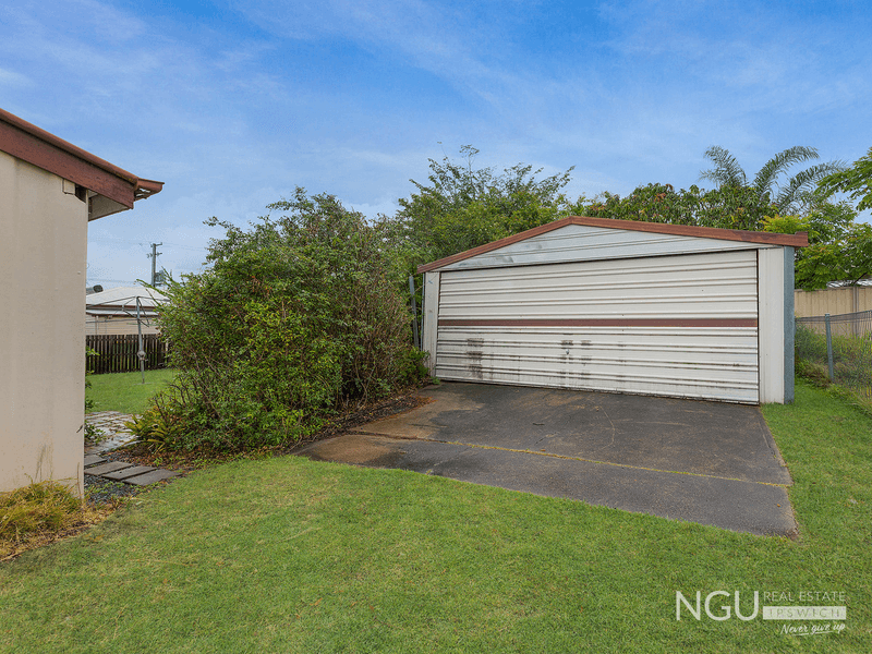 35 Dell Street, Eastern Heights, QLD 4305