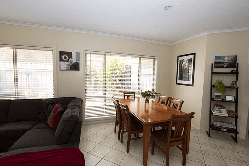 22 Driftwood Crescent, Seaford Rise, SA 5169