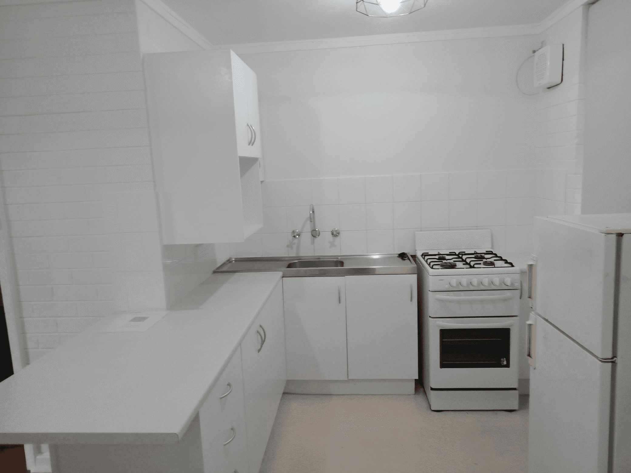 2/74 McMaster, VICTORIA PARK, WA 6100