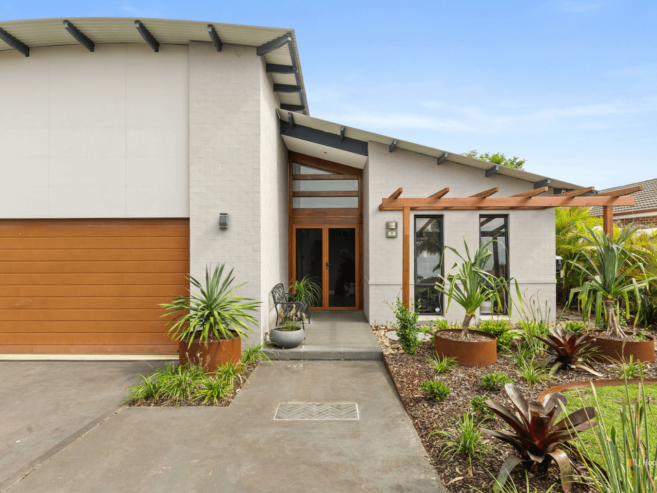 8 Maxwell Crescent, SANCTUARY POINT, NSW 2540