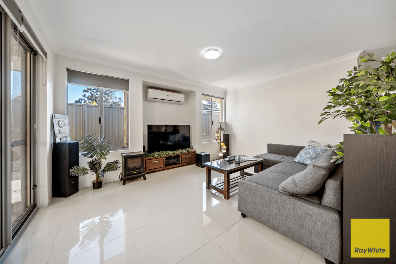 26/12 Loder Way, SOUTH GUILDFORD, WA 6055