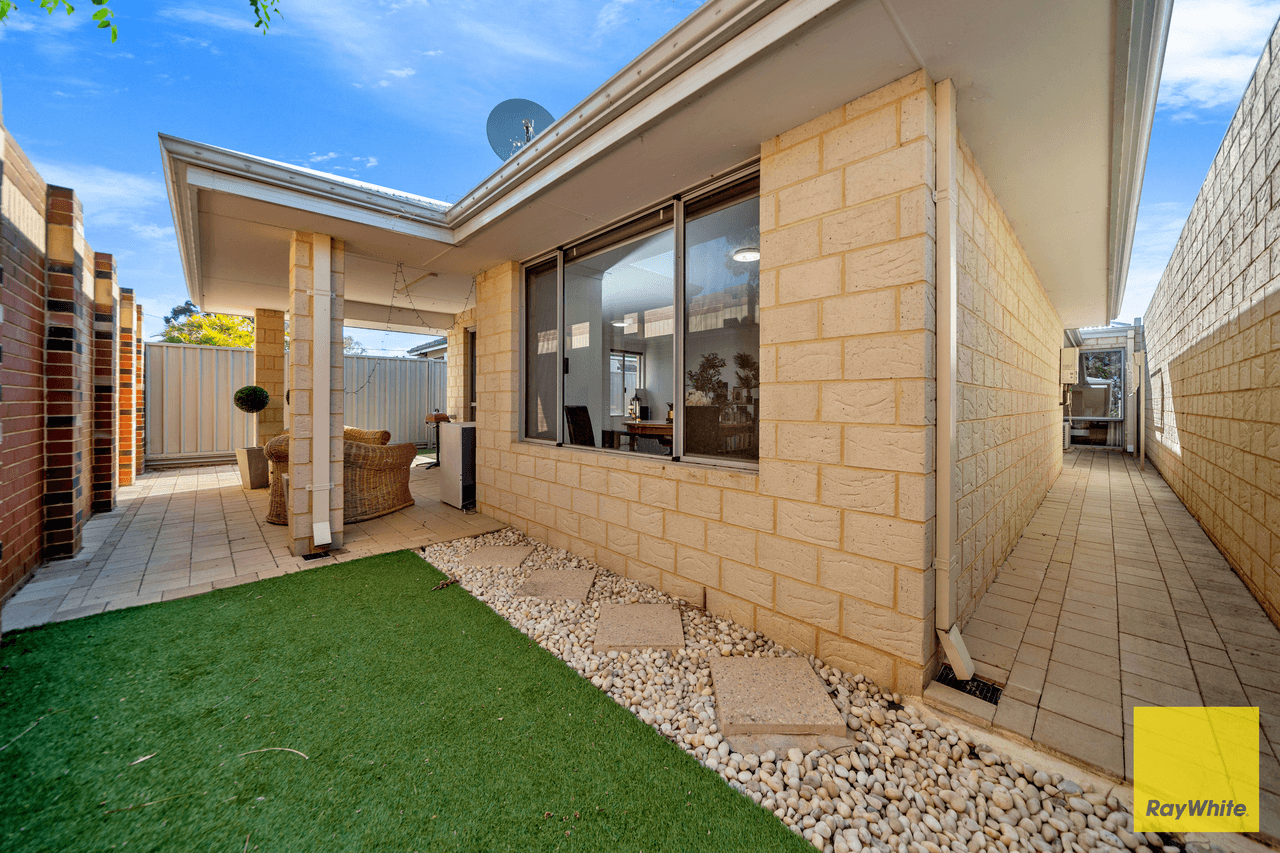 26/12 Loder Way, SOUTH GUILDFORD, WA 6055