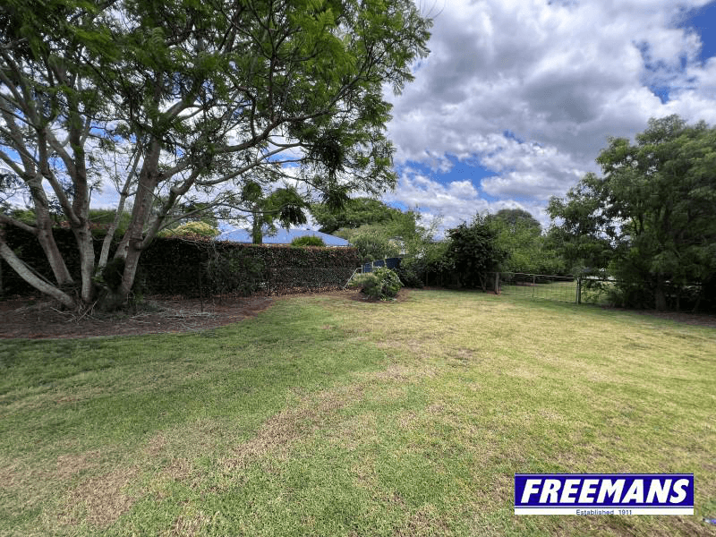 44 Sonaree Drive, KINGAROY, QLD 4610