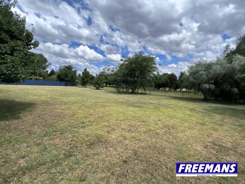 44 Sonaree Drive, KINGAROY, QLD 4610