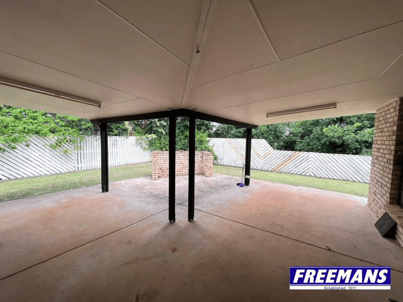 44 Sonaree Drive, KINGAROY, QLD 4610