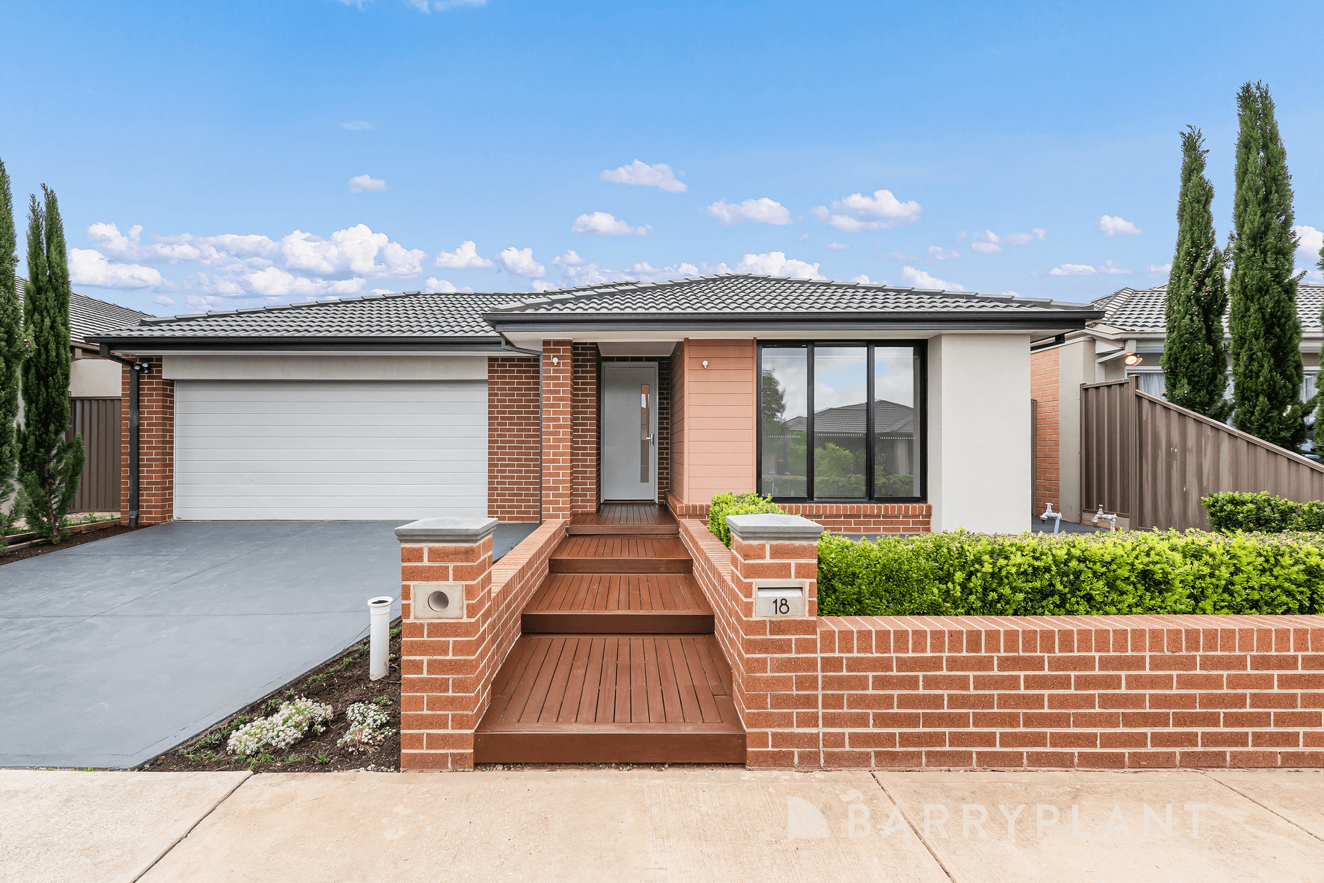 18 Gem Crescent, Cobblebank, VIC 3338