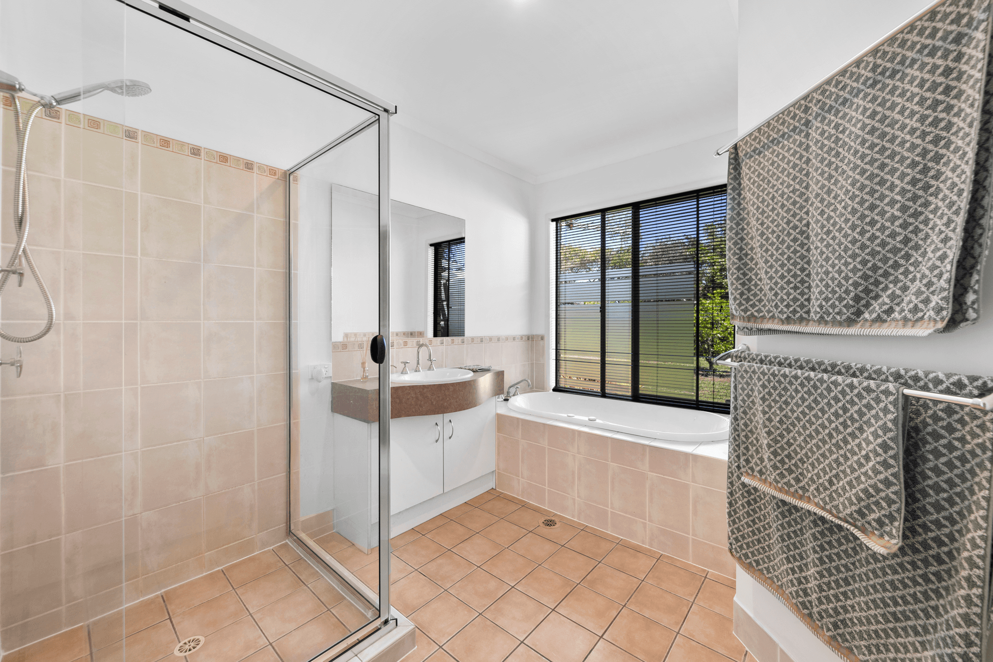 25 Parsons Boulevard, DECEPTION BAY, QLD 4508