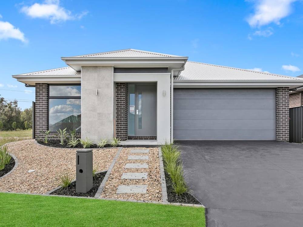 16 Carnarvon street, YARRABILBA, QLD 4207