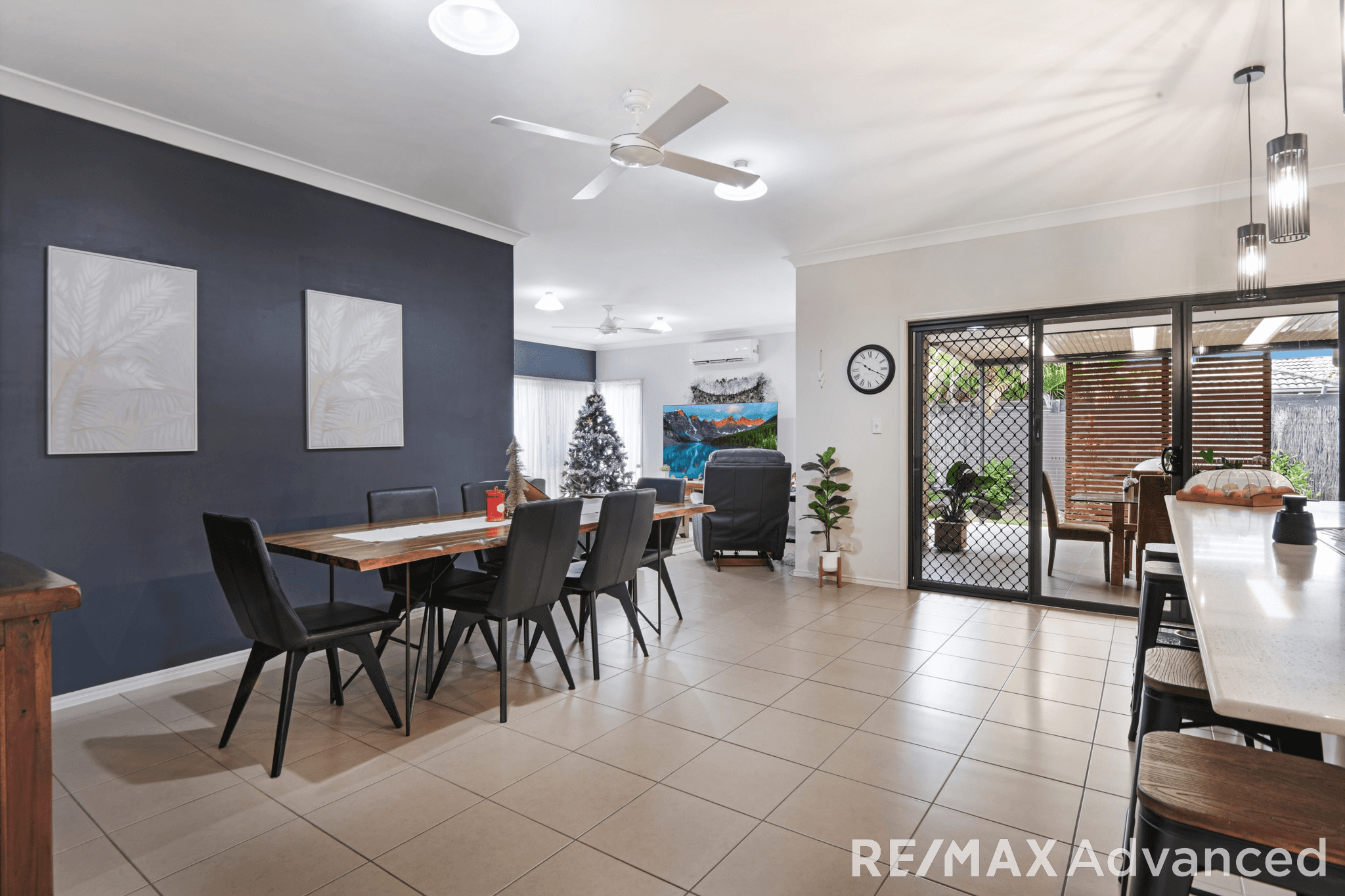 27 Dewdrop Place, Ningi, QLD 4511