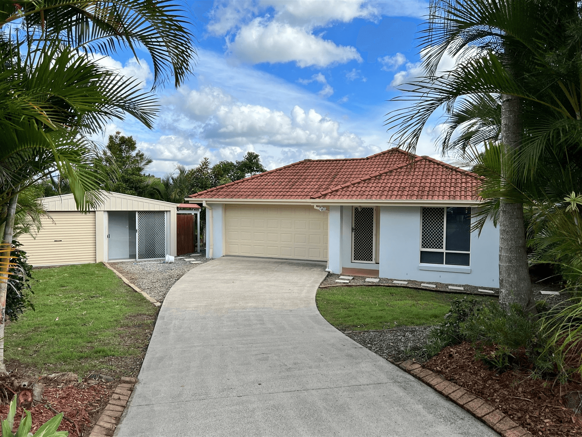 4 Outlook Close, GYMPIE, QLD 4570