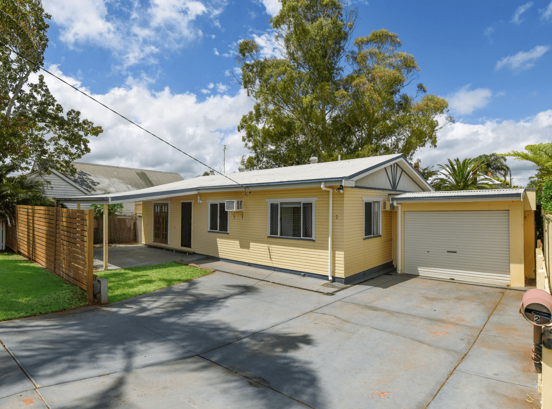 2 McCarthy Street, NEWTOWN, QLD 4350