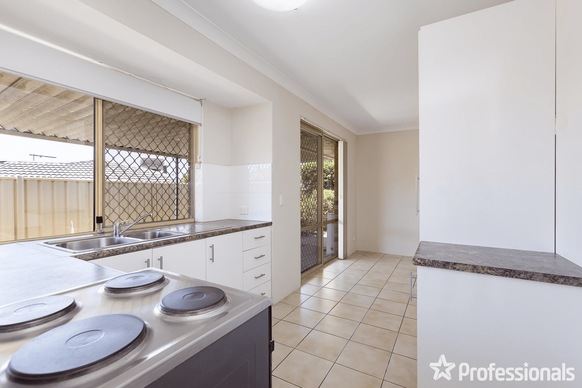 14 Glenrowan Place, WILLETTON, WA 6155