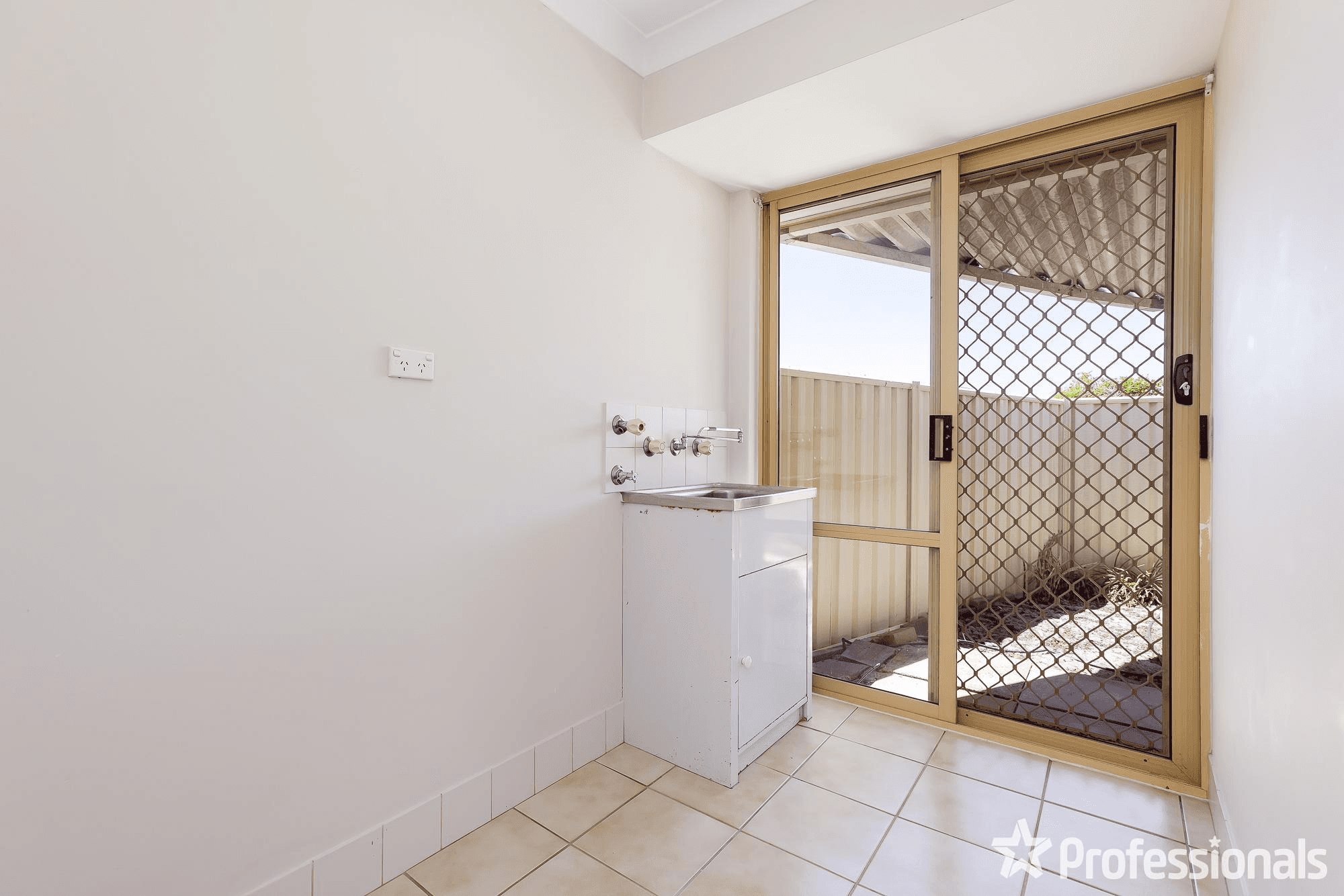 14 Glenrowan Place, WILLETTON, WA 6155