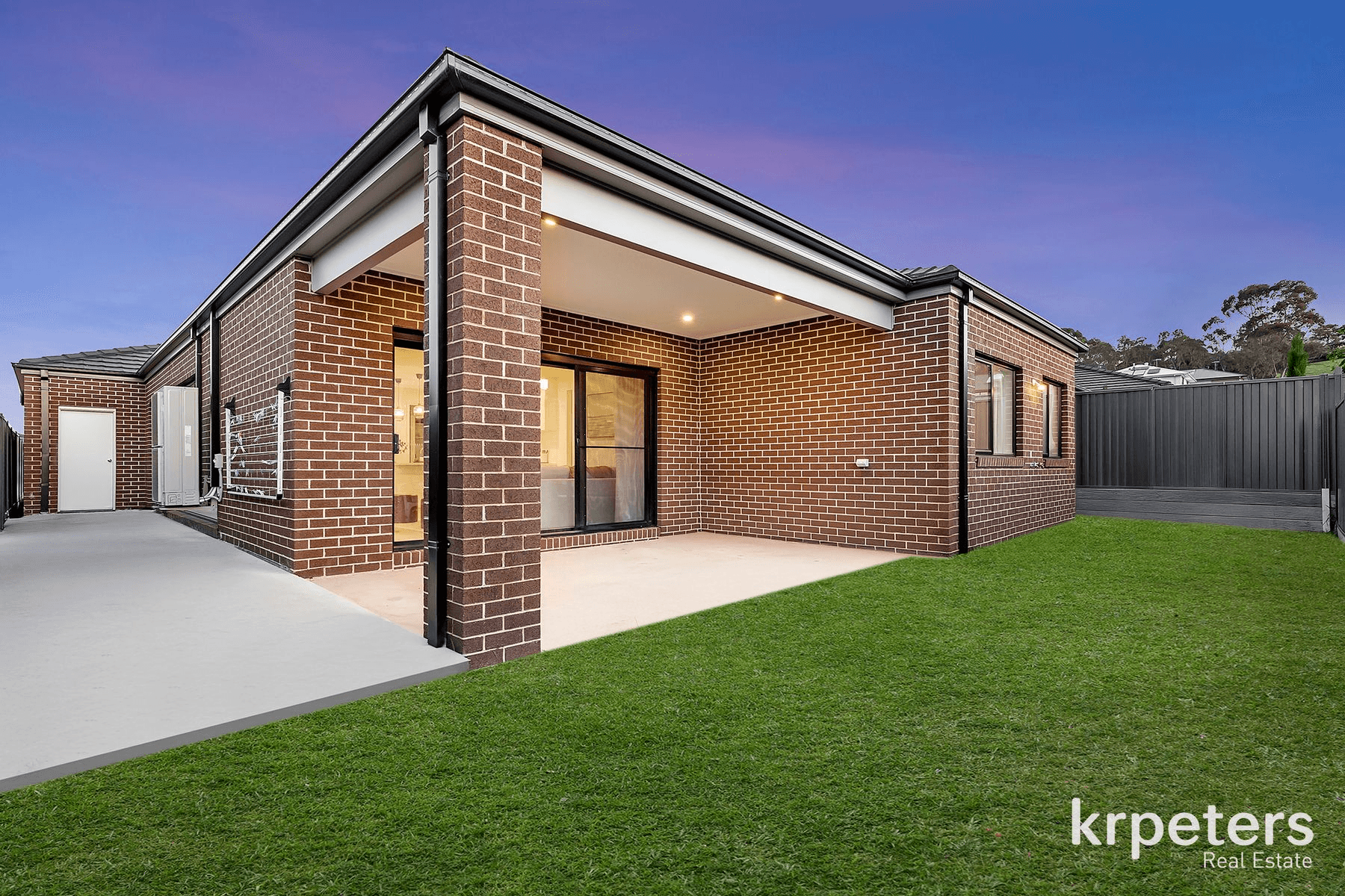 4 Morzine Way, Pakenham, VIC 3810