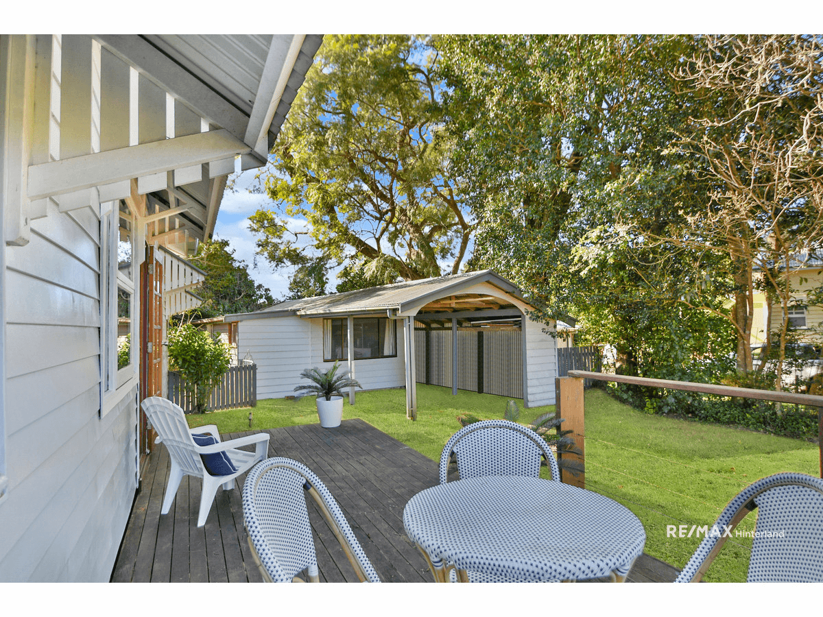 1 Tamarind Street, Maleny, QLD 4552