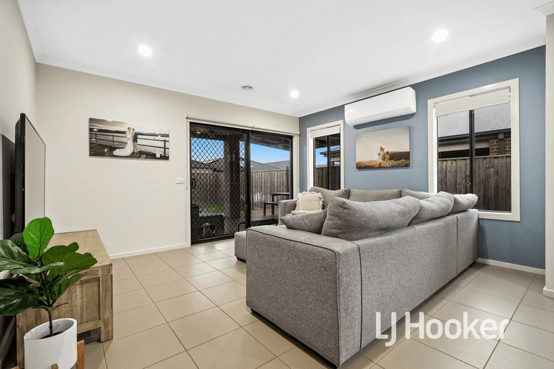 280 Heather Grove, CLYDE NORTH, VIC 3978