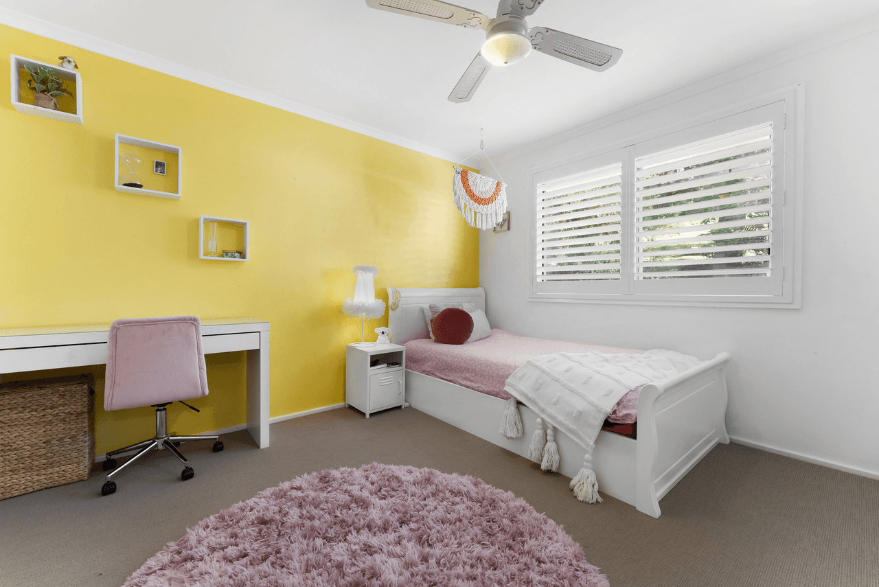 24 The Crescent, HELENSBURGH, NSW 2508