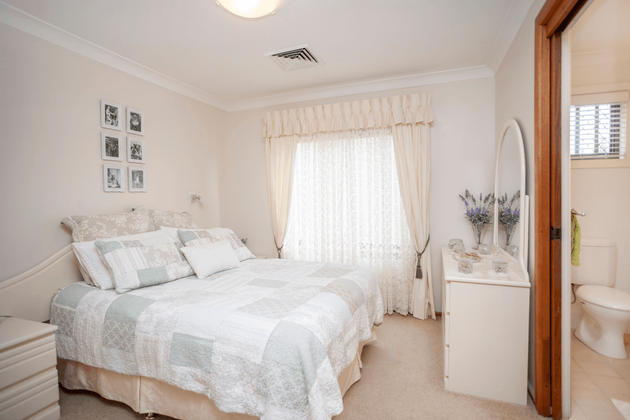 18 Wentworth Street, TAREE, NSW 2430