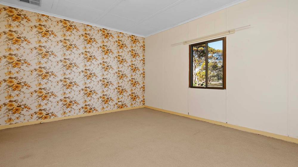 30 McKenzie Street, COWELL, SA 5602