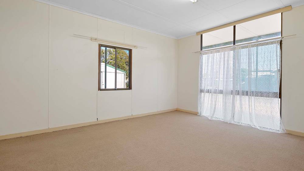 30 McKenzie Street, COWELL, SA 5602