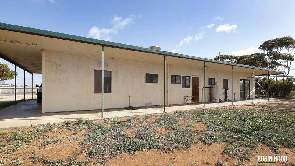 30 McKenzie Street, COWELL, SA 5602