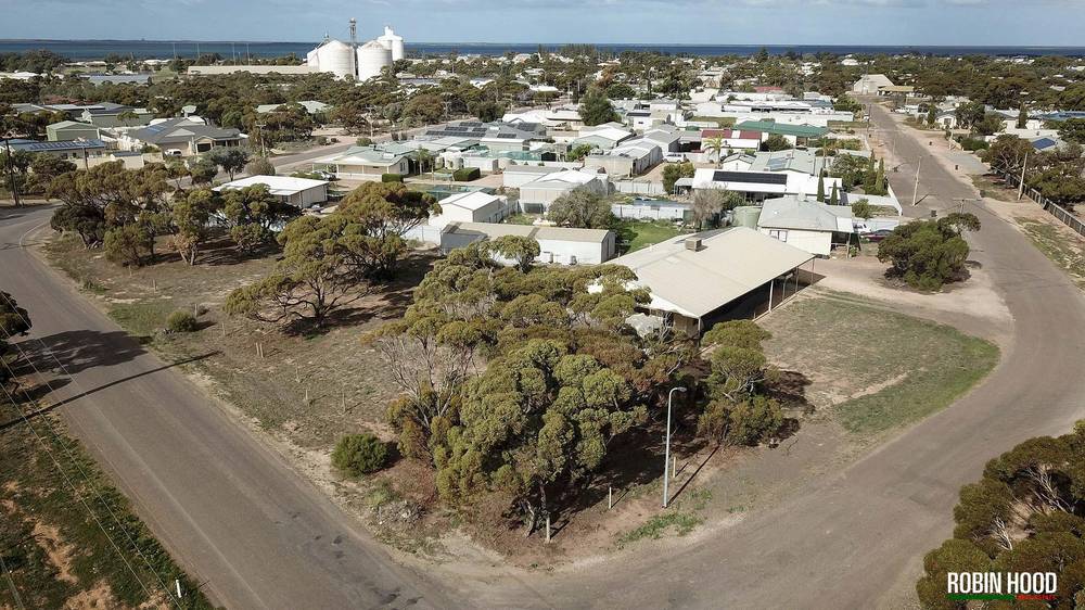 30 McKenzie Street, COWELL, SA 5602