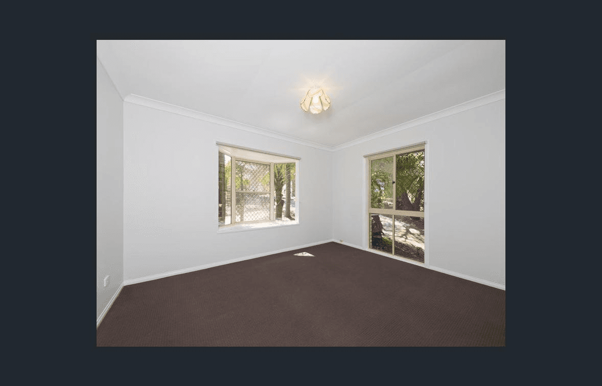 5 Bayview Drive, TANAH MERAH, QLD 4128