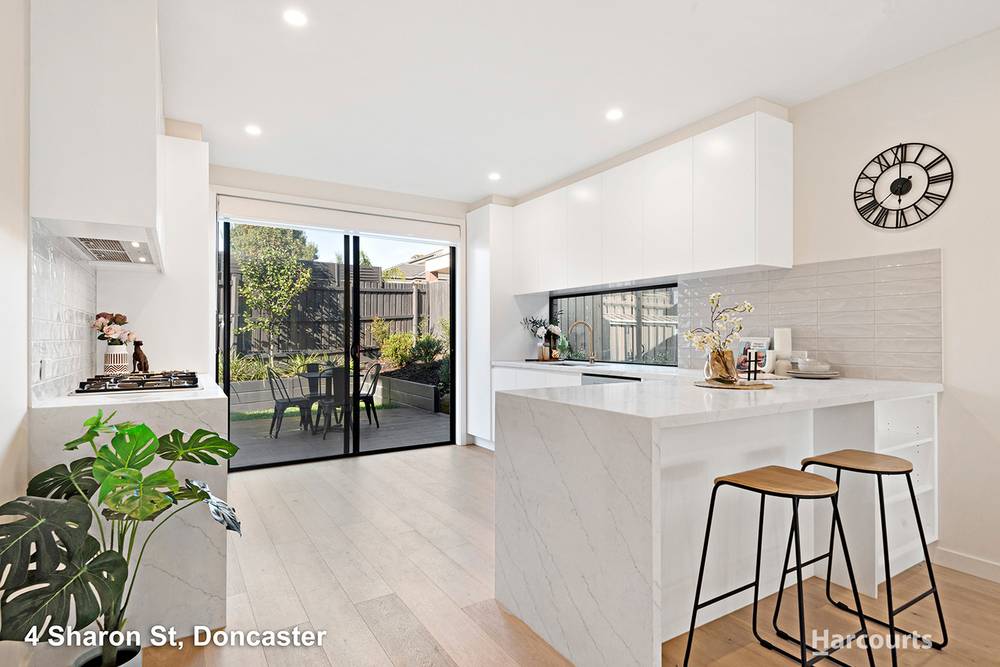 4 Sharon Street, DONCASTER, VIC 3108