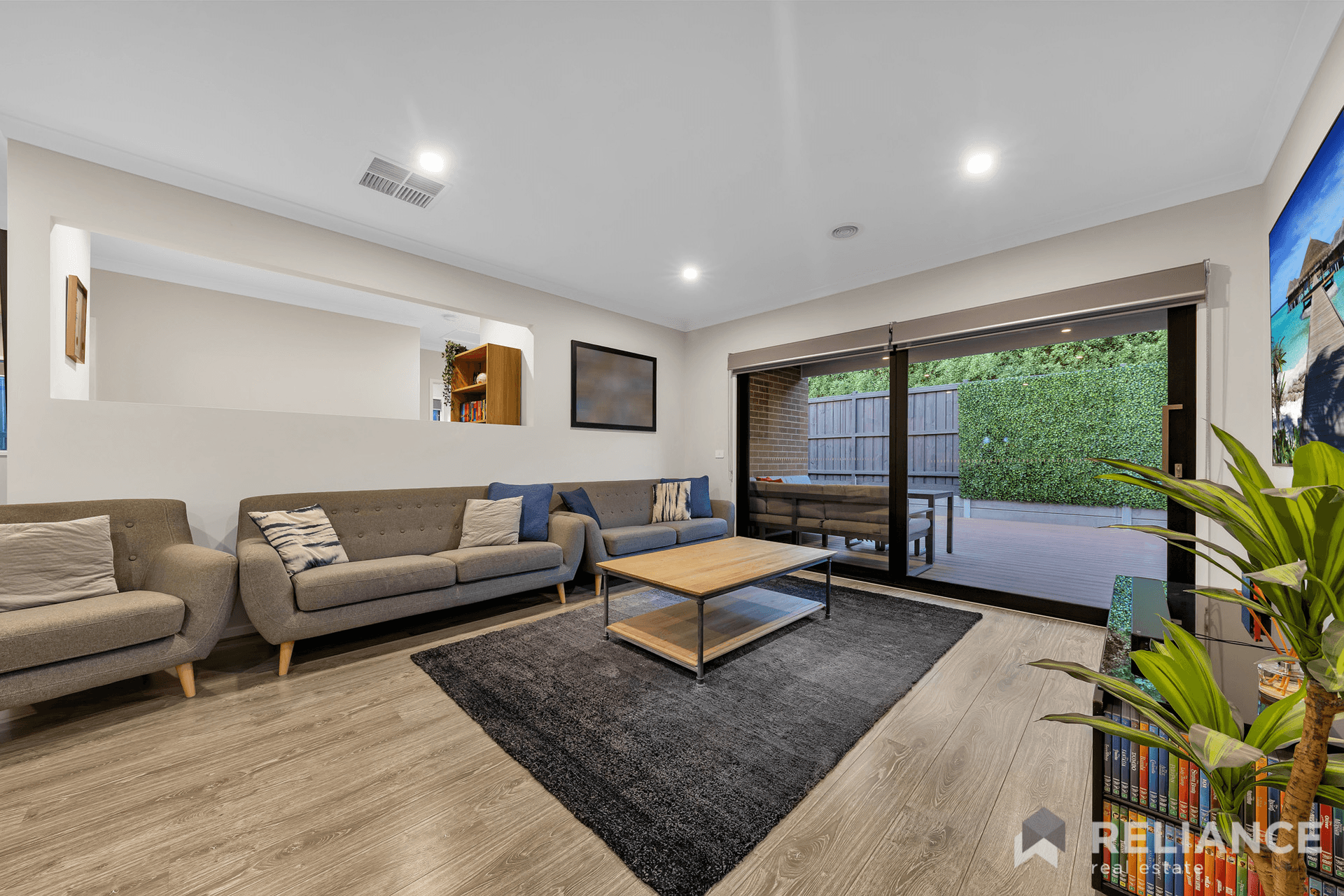 42 Paddock Circuit, Sunbury, VIC 3429