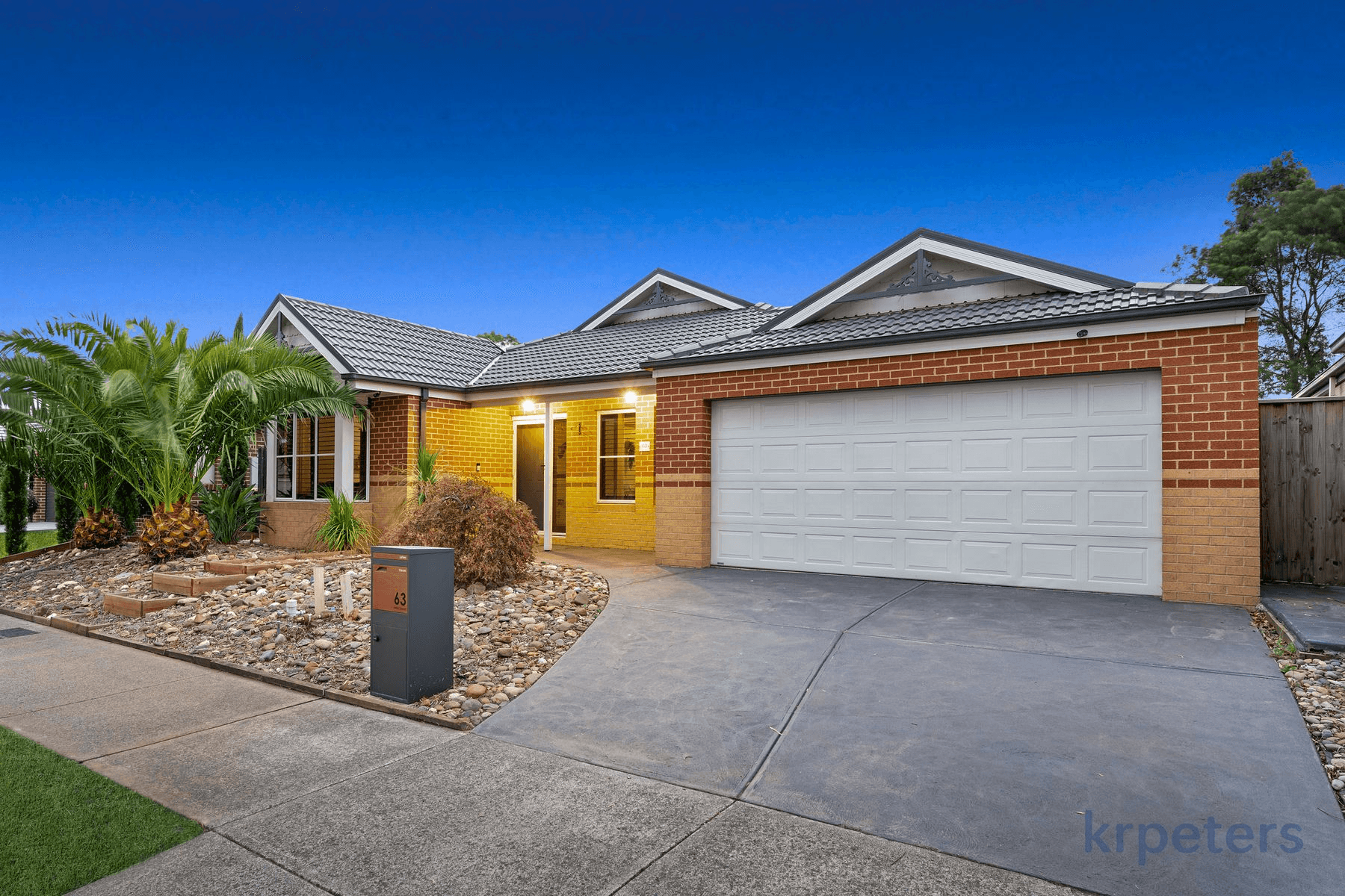 63 Jersey Crescent, OFFICER, VIC 3809