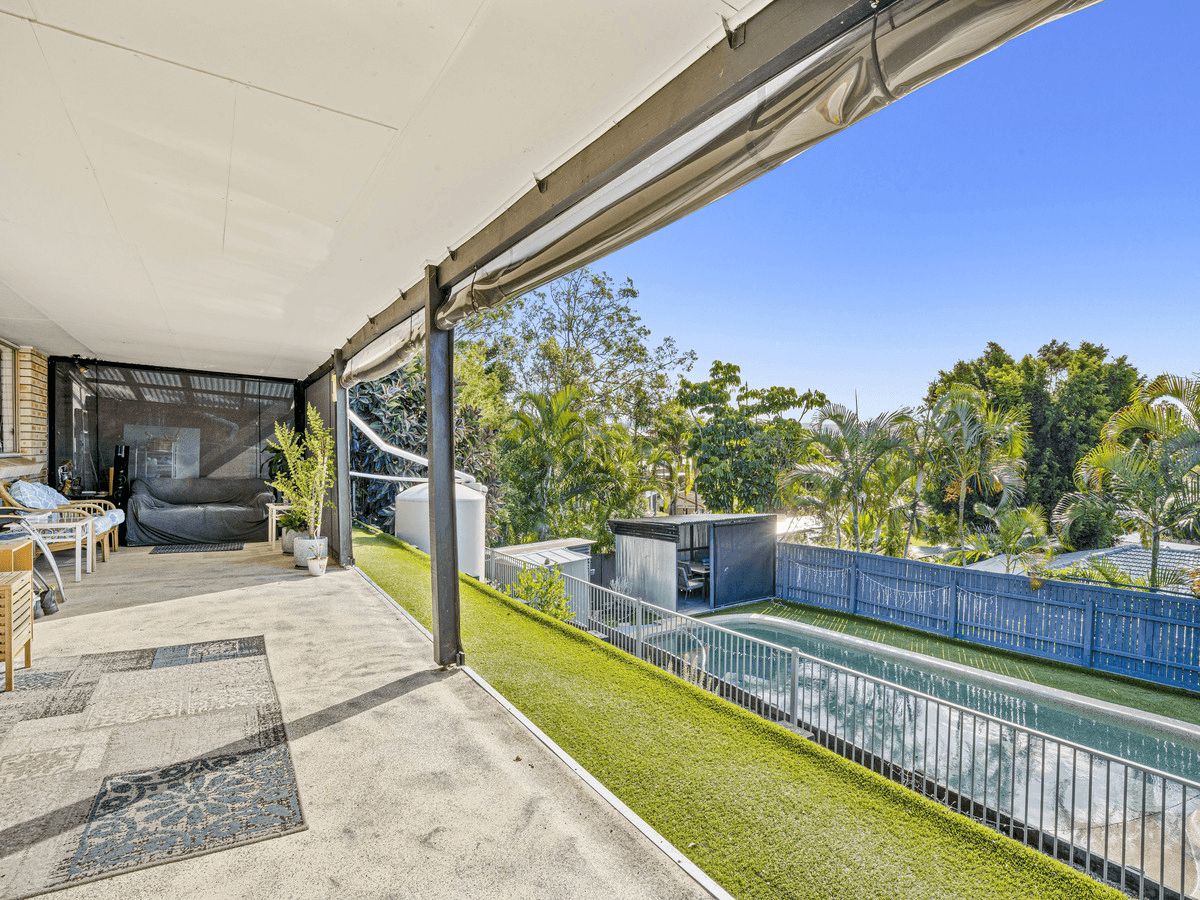 8 Convery Crescent, HIGHLAND PARK, qld 4211