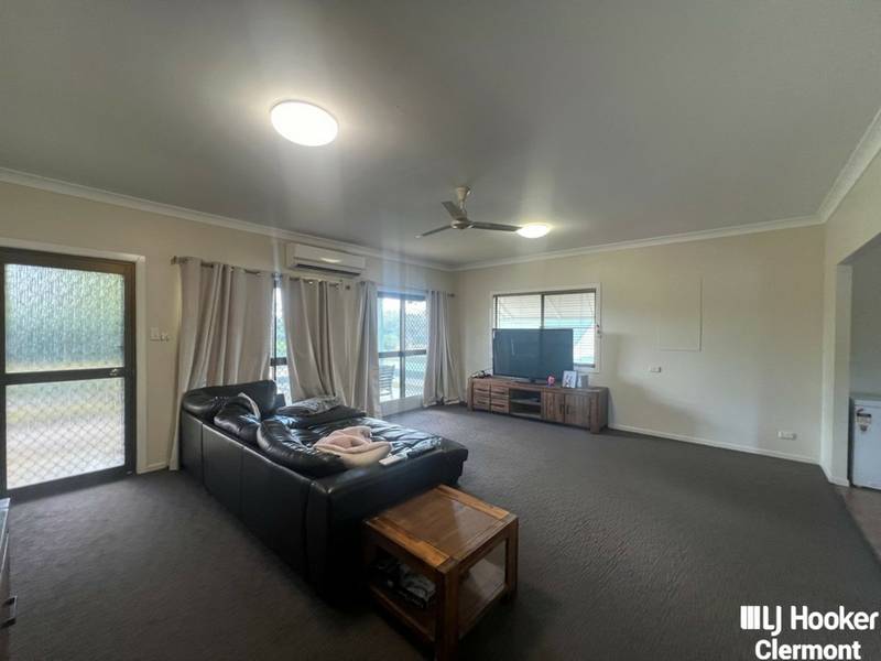 5 Douglass Street, CLERMONT, QLD 4721