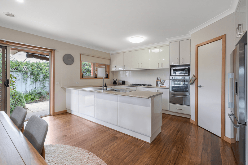 103 Forest Drive, THURGOONA, NSW 2640