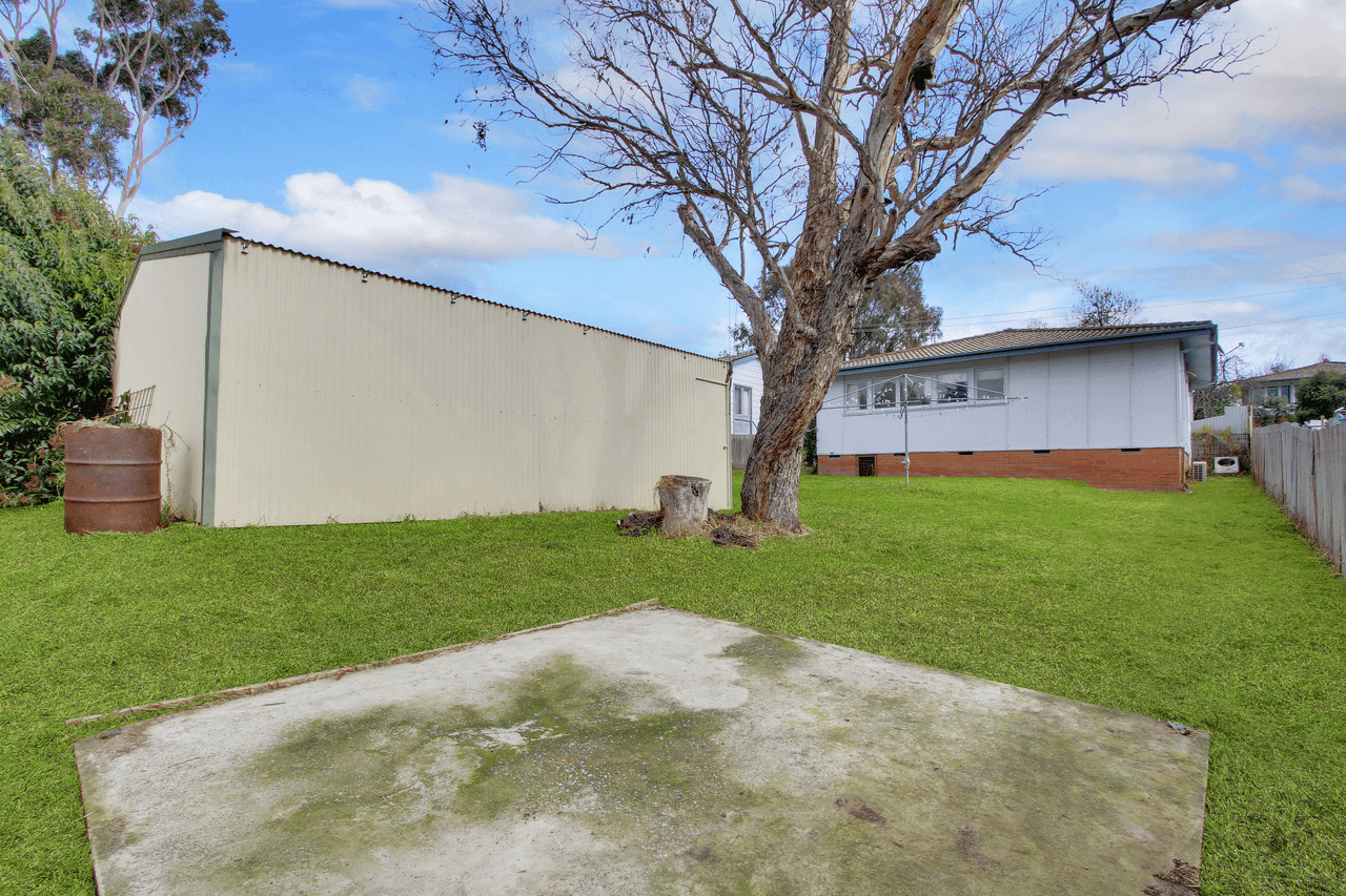 6 Karri Cres, Karabar, NSW 2620